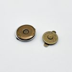 Кнопка магнитная 18 мм (антик)-1