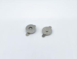 Кнопка магнитная 14 мм (никель)