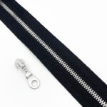 Бегунок для молнии YKK T3 (никель)-4