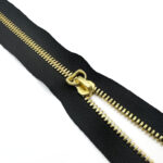 Молния рулонная YKK Excella T5 (черная)-3