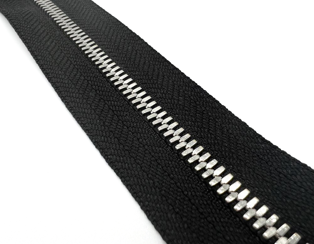 Молния рулонная YKK Excella T3 (черная)