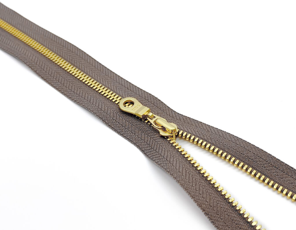 Молния рулонная YKK Excella T3 (капучино)