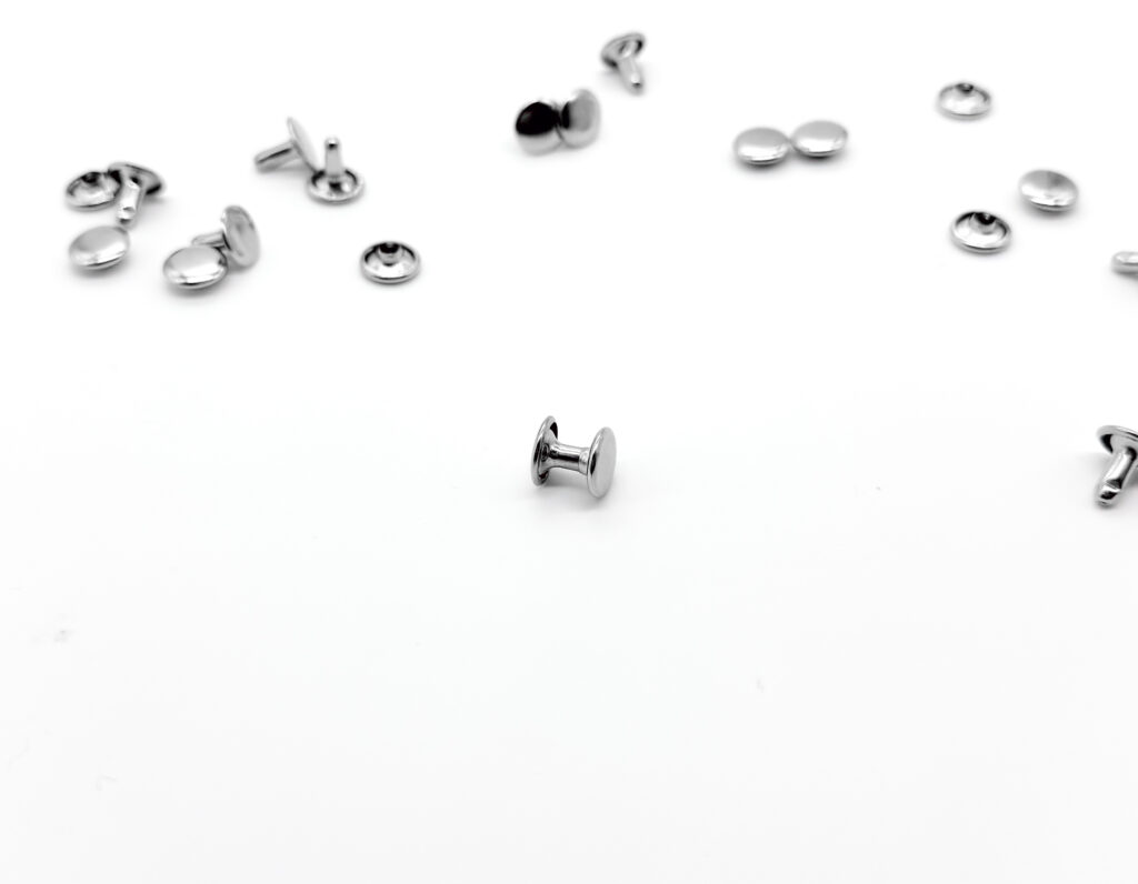 Хольнитены двусторонние 7мм (никель)