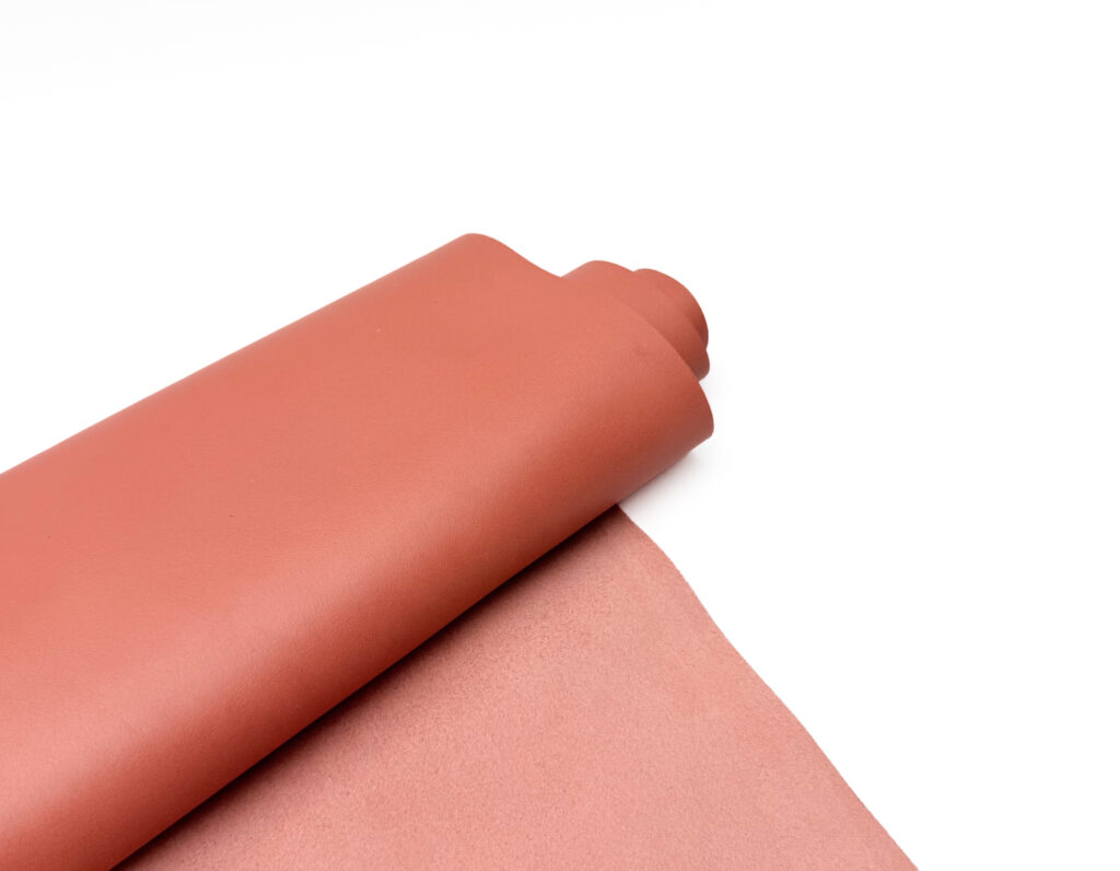 Кожа Stock Pink №1 (1.0-1.2 мм)