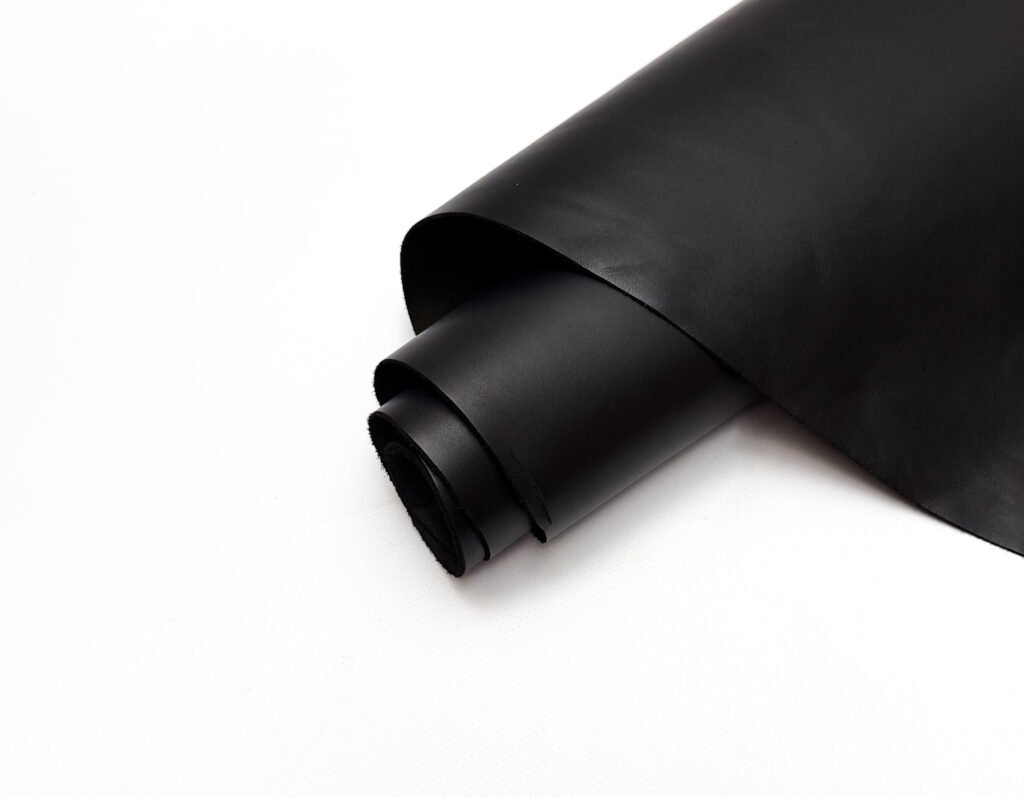 Кожа Stock Black №1 (1.3-1.5 мм)