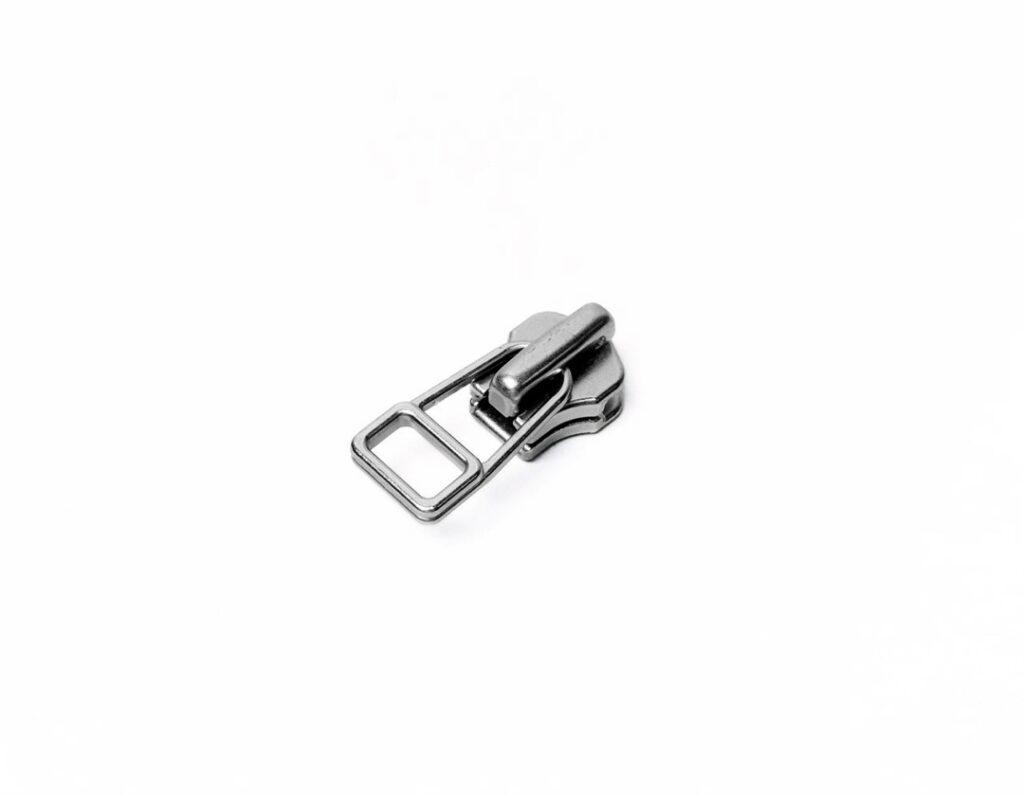 Бегунок для молнии YKK T8 (никель)