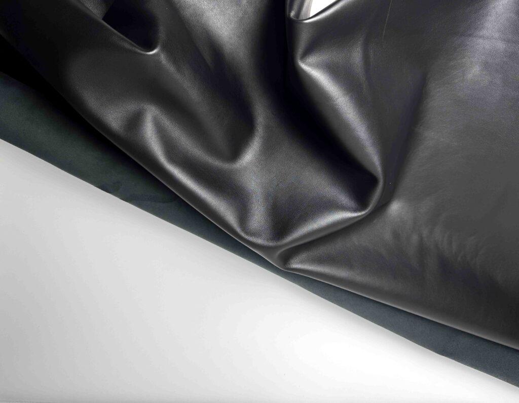 Кожа Stock Black №2 (1.0-1.2 мм)